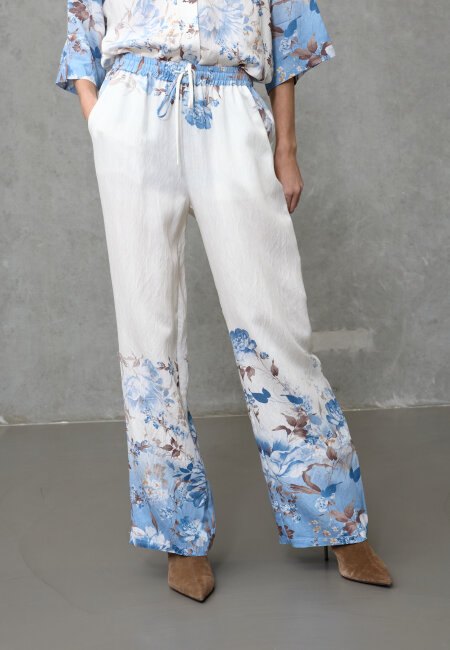 love & divine - love207-44