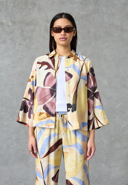 love & divine - love1569