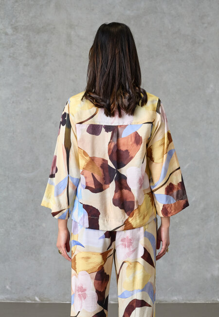 love & divine - love1569