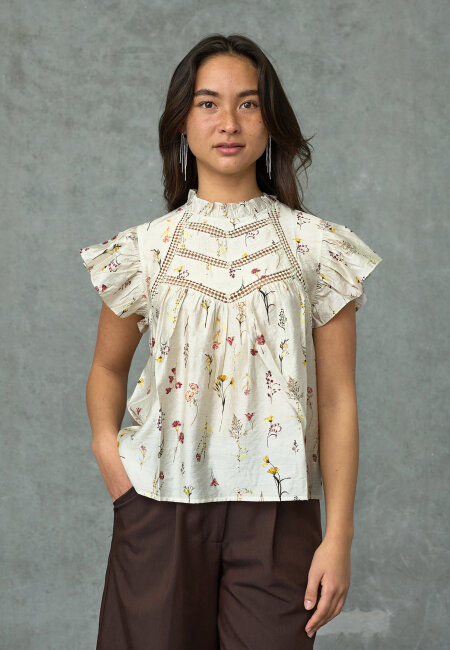 love & divine - love1374-1